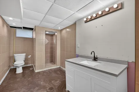 706 Fuller Avenue Streator IL 61364