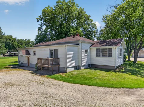 706 Fuller Avenue Streator IL 61364