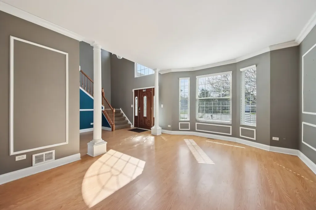 6 Kingsbrooke Court Bolingbrook IL 60440
