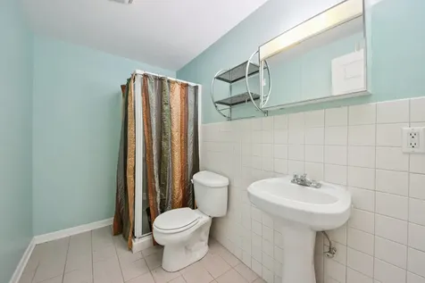 6 Kingsbrooke Court Bolingbrook IL 60440