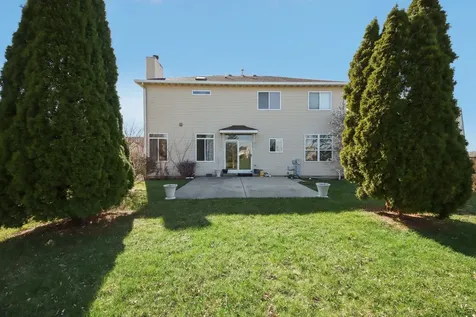 6 Kingsbrooke Court Bolingbrook IL 60440