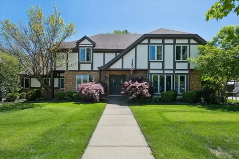 6729 West Ardmore Avenue Chicago IL 60631