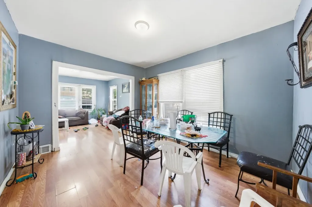 1643 West 59th Street Chicago IL 60636