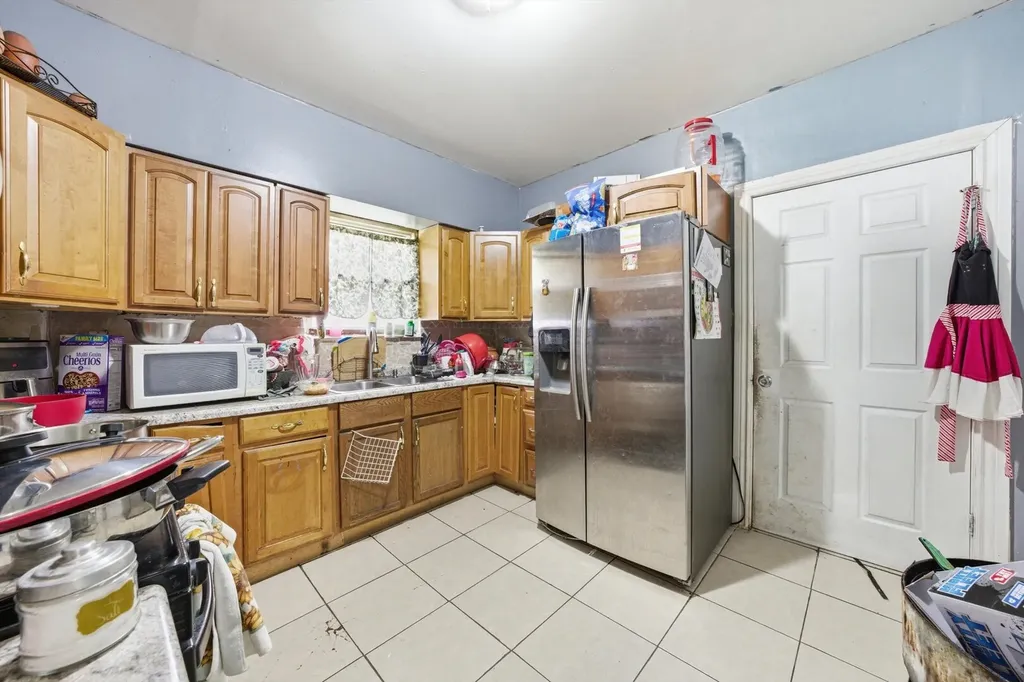 1643 West 59th Street Chicago IL 60636