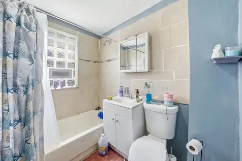1643 West 59th Street Chicago IL 60636