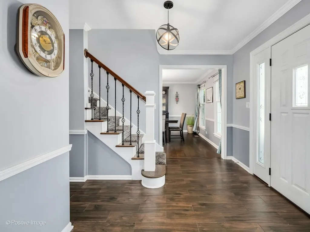 1525 Almond Court Downers Grove IL 60515