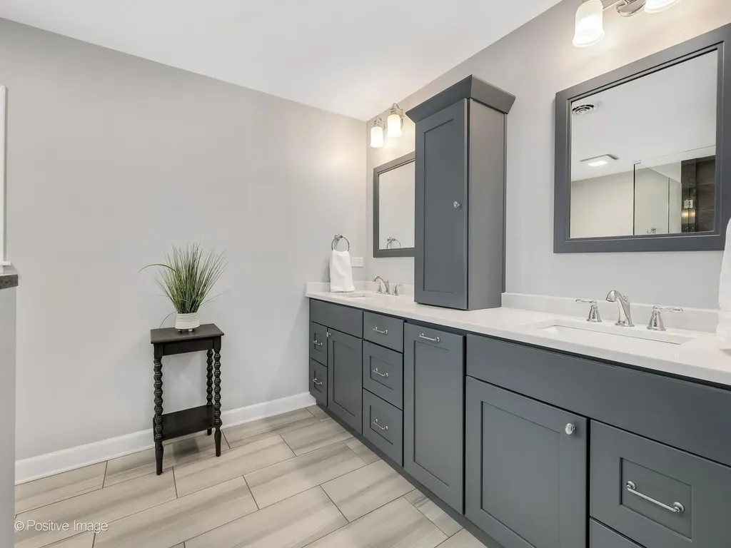 1525 Almond Court Downers Grove IL 60515