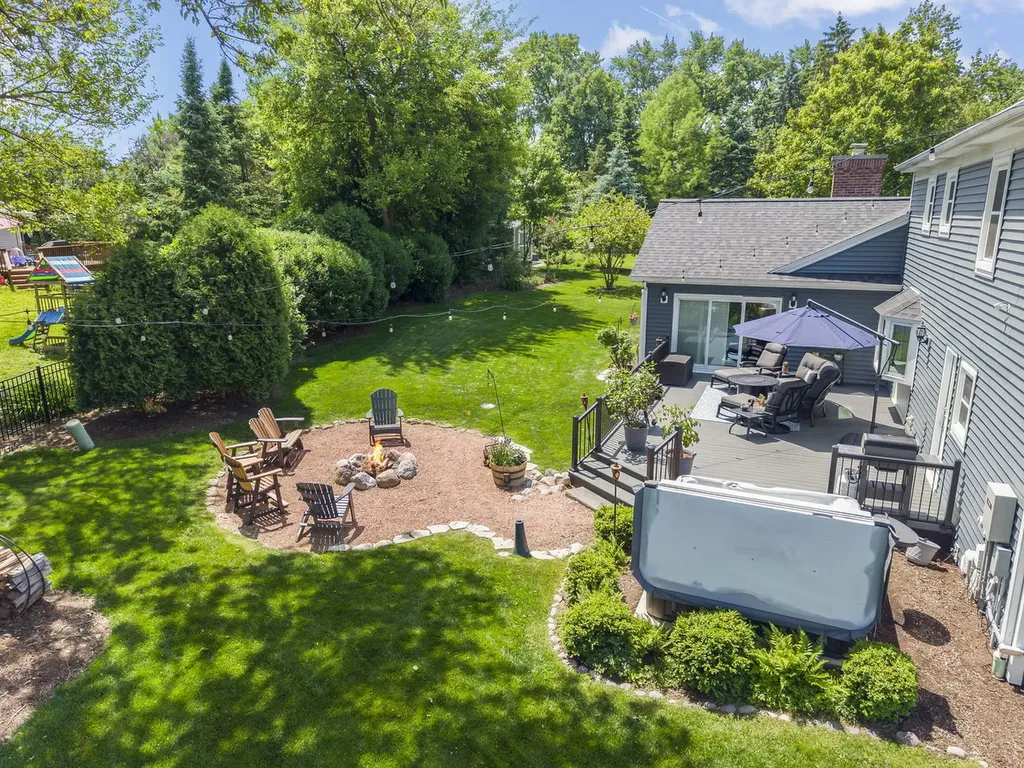 1525 Almond Court Downers Grove IL 60515