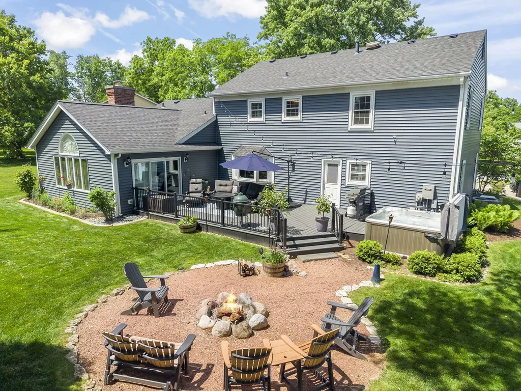 1525 Almond Court Downers Grove IL 60515