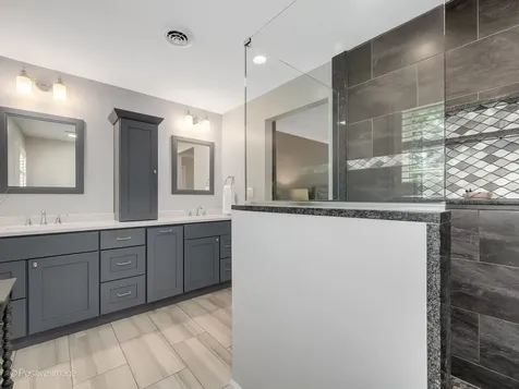1525 Almond Court Downers Grove IL 60515