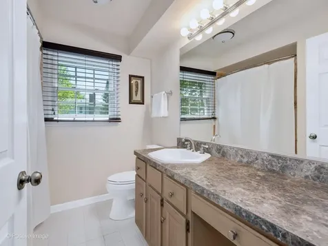 1525 Almond Court Downers Grove IL 60515