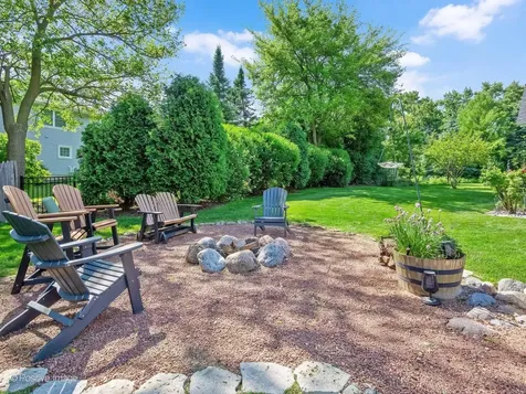 1525 Almond Court Downers Grove IL 60515