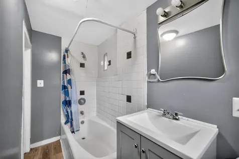 1901-1903 Emerson Street Evanston IL 60201
