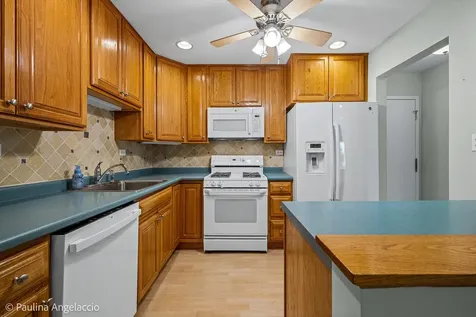 900 East Wilmette Road Palatine IL 60074