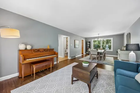 15460 West Wildwood Court Libertyville IL 60048