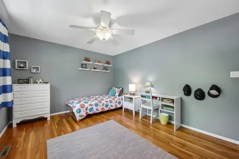 15460 West Wildwood Court Libertyville IL 60048