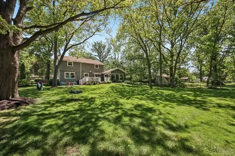 15460 West Wildwood Court Libertyville IL 60048