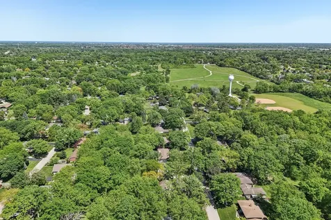 15460 West Wildwood Court Libertyville IL 60048