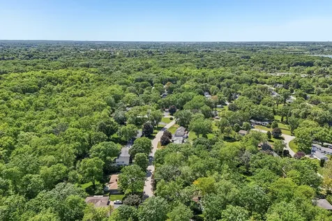 15460 West Wildwood Court Libertyville IL 60048