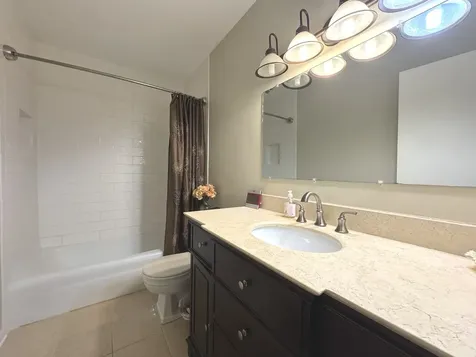 1496 West Lotus Lane Kankakee IL 60901
