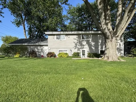 1496 West Lotus Lane Kankakee IL 60901