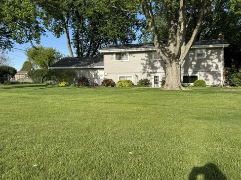 1496 West Lotus Lane Kankakee IL 60901