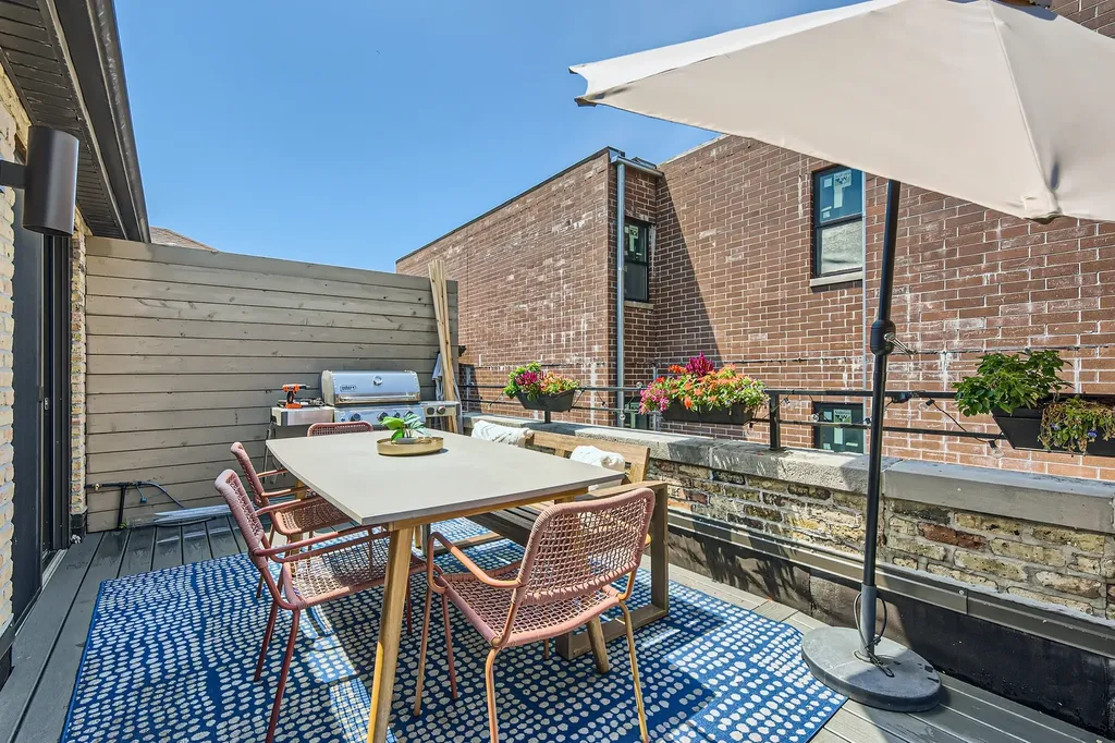 2150 West North Avenue Chicago IL 60647