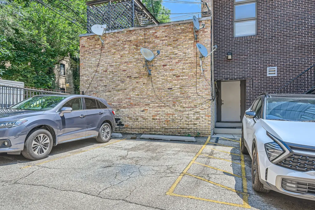 2150 West North Avenue Chicago IL 60647