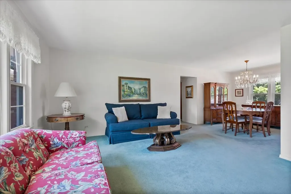12 North Home Avenue Park Ridge IL 60068