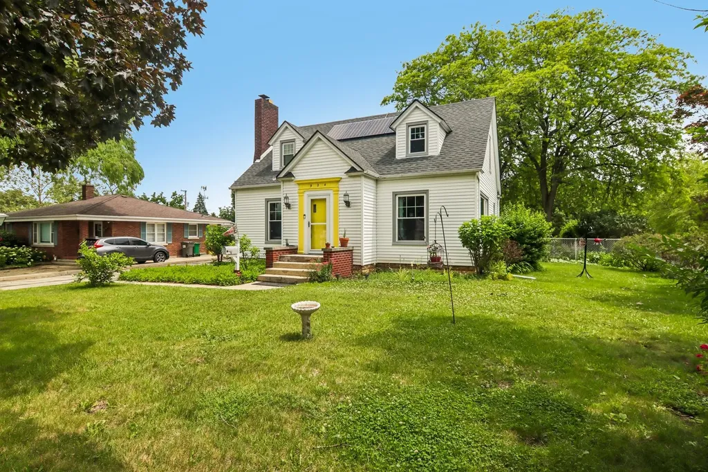 924 Grandview Avenue Lockport IL 60441
