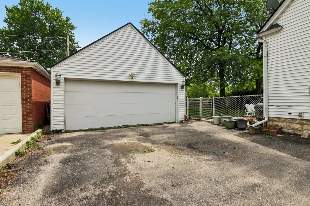 924 Grandview Avenue Lockport IL 60441