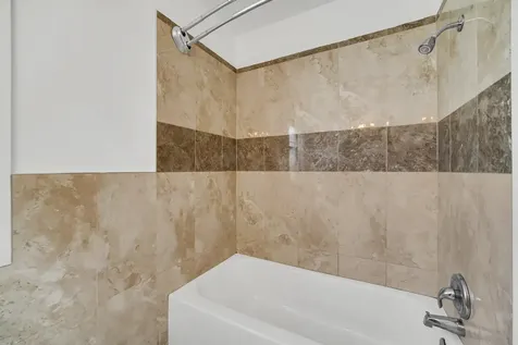 2744 West Catalpa Avenue Chicago IL 60625