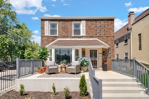 2744 West Catalpa Avenue Chicago IL 60625