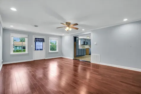 506 East Richardson Farmer City IL 61842