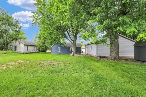 506 East Richardson Farmer City IL 61842
