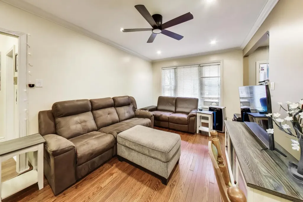 1106 West Montana Street Chicago IL 60614
