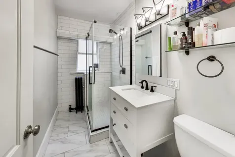 1106 West Montana Street Chicago IL 60614