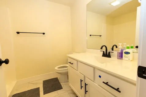1112 Bell Grove Lane Bloomington IL 61705