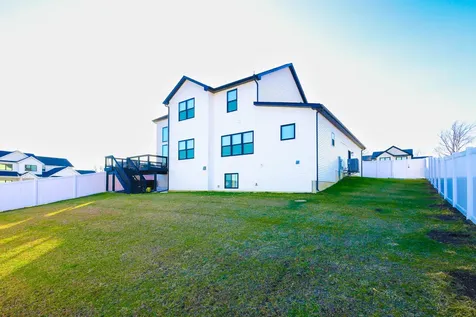 1112 Bell Grove Lane Bloomington IL 61705