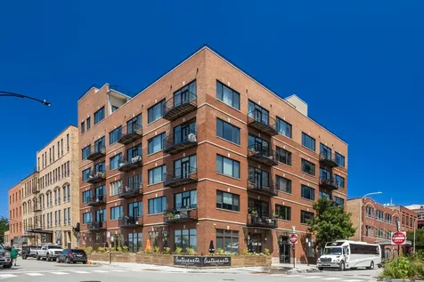 1152 West Fulton Street Chicago IL 60607