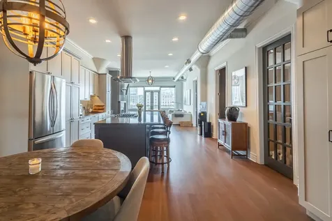 1152 West Fulton Street Chicago IL 60607