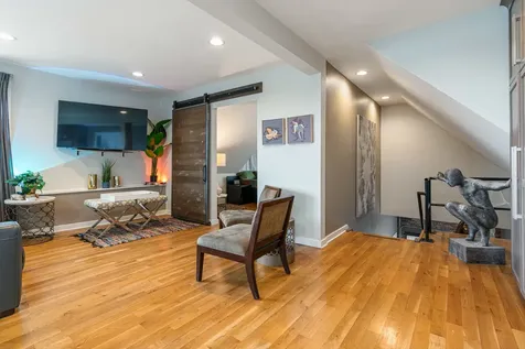 2331 North Elston Court Chicago IL 60614