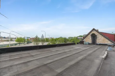 2331 North Elston Court Chicago IL 60614