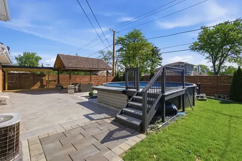 8525 Blue Ridge Avenue Hickory Hills IL 60457