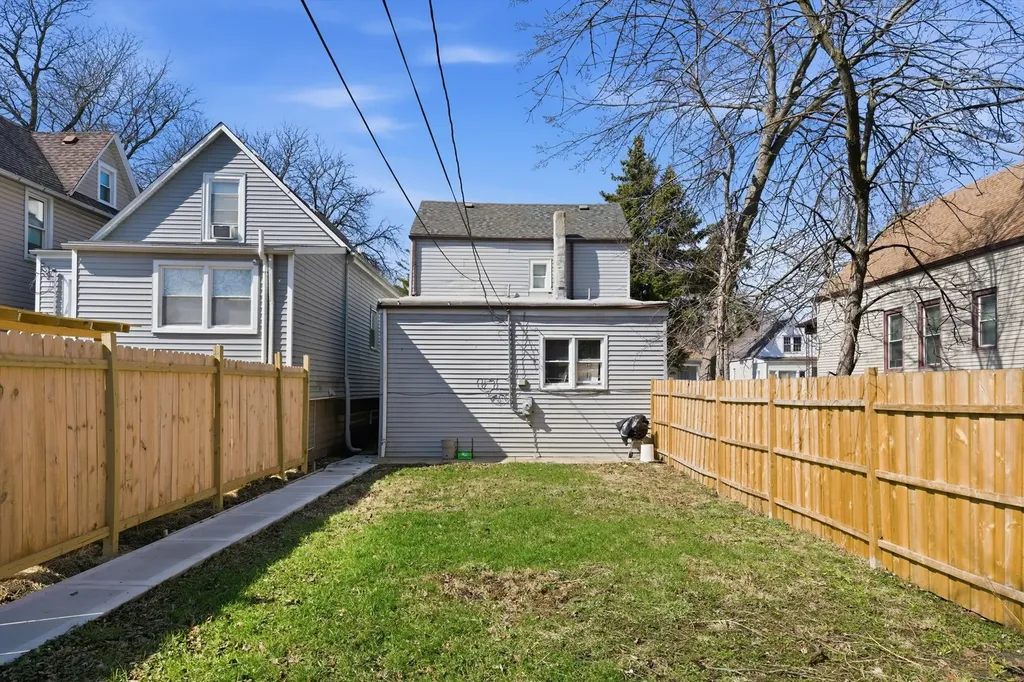 7219 South Wood Street Chicago IL 60636