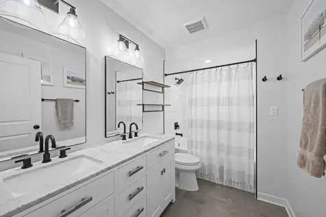 2518 North Ridge Avenue Arlington Heights IL 60004