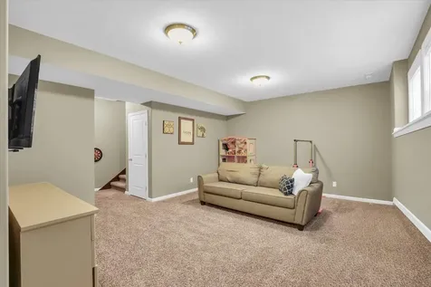 205 Independence Drive Savoy IL 61874