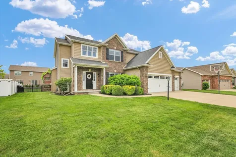 205 Independence Drive Savoy IL 61874