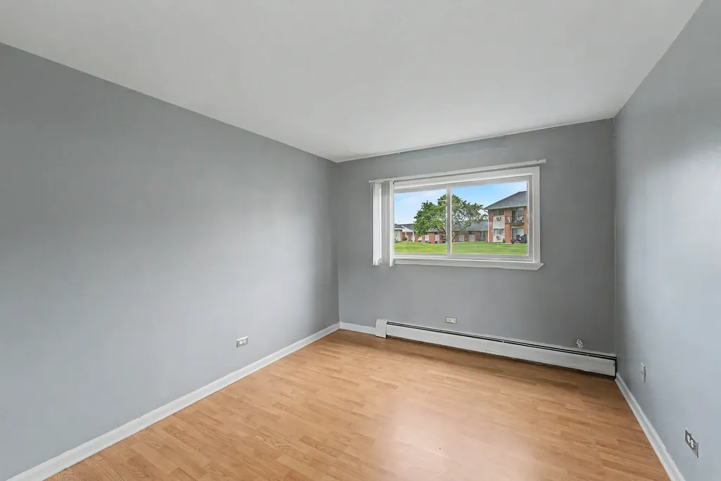 1557 Jill Court Glendale Heights IL 60139