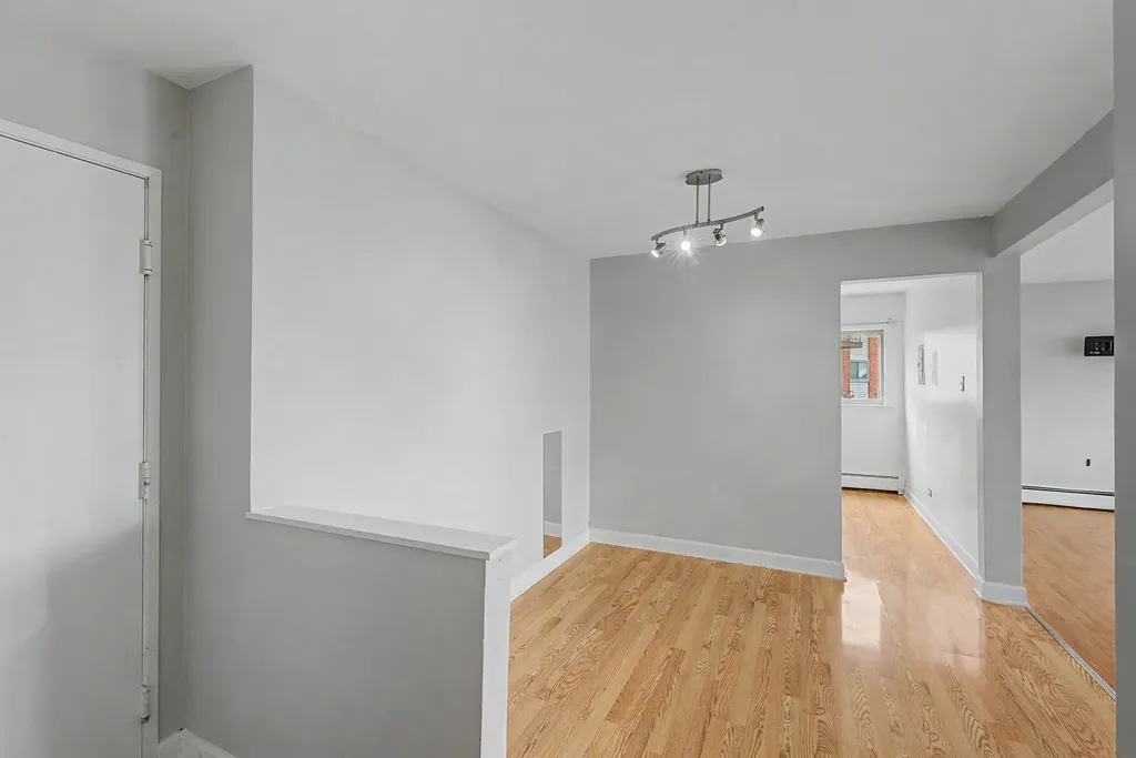 1557 Jill Court Glendale Heights IL 60139